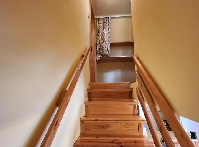 Tu Sielsko * Осек